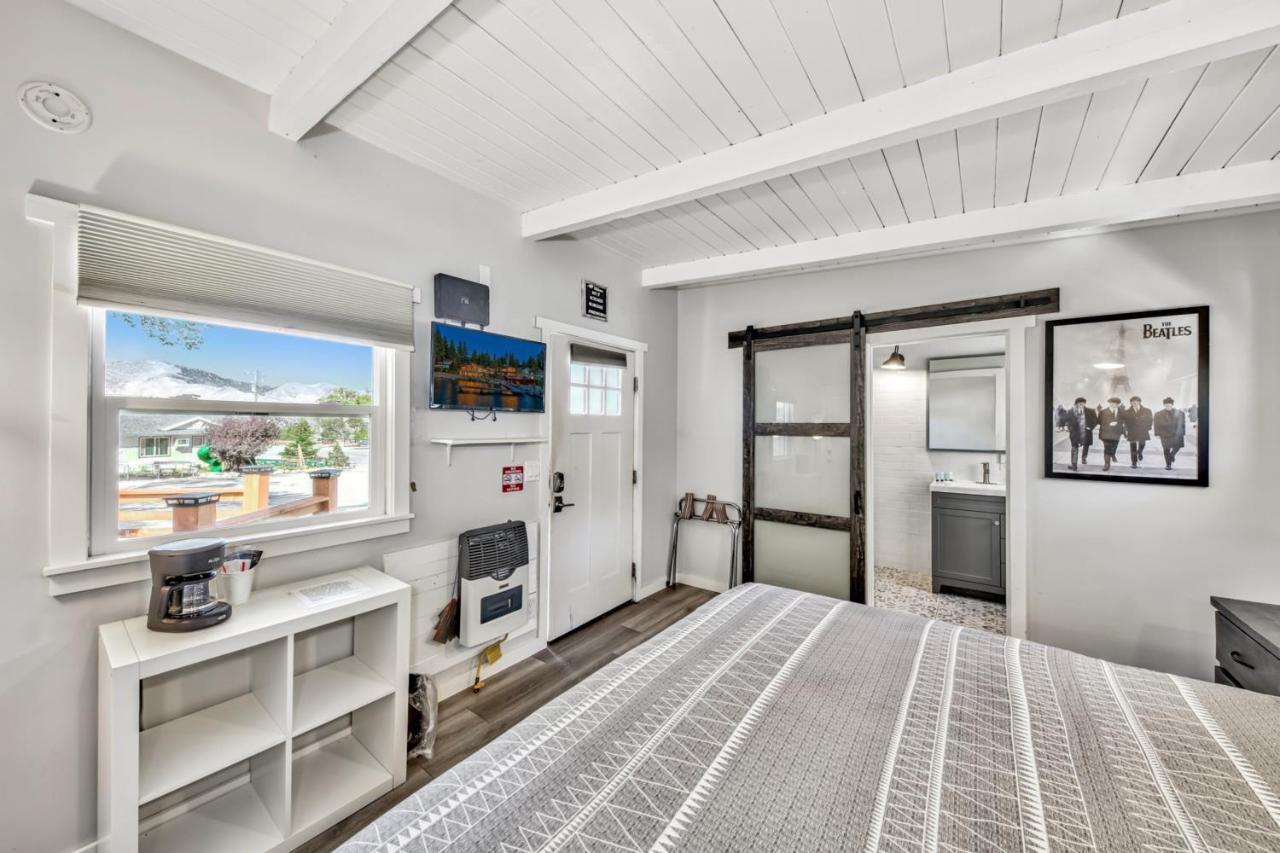 The Historic West Walker Motel Extérieur photo