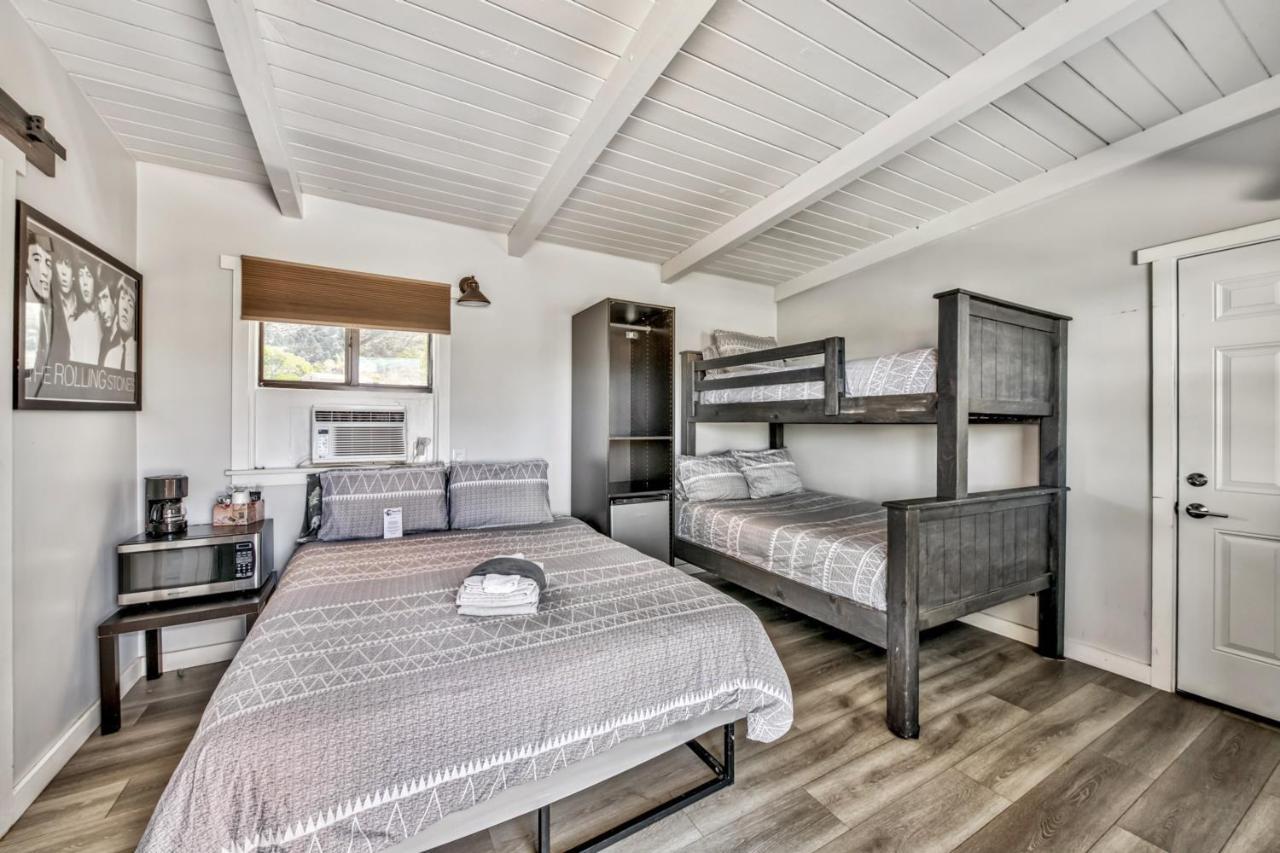 The Historic West Walker Motel Extérieur photo